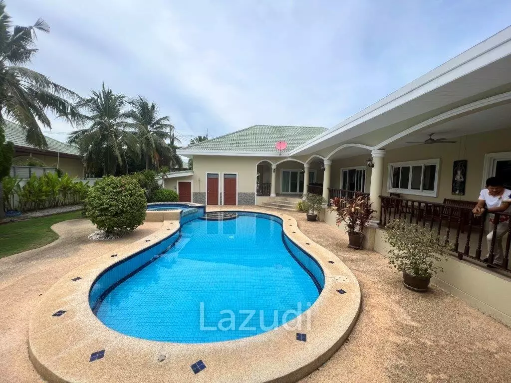 STUART PARK : Great Design 4 Bed Pool Villa