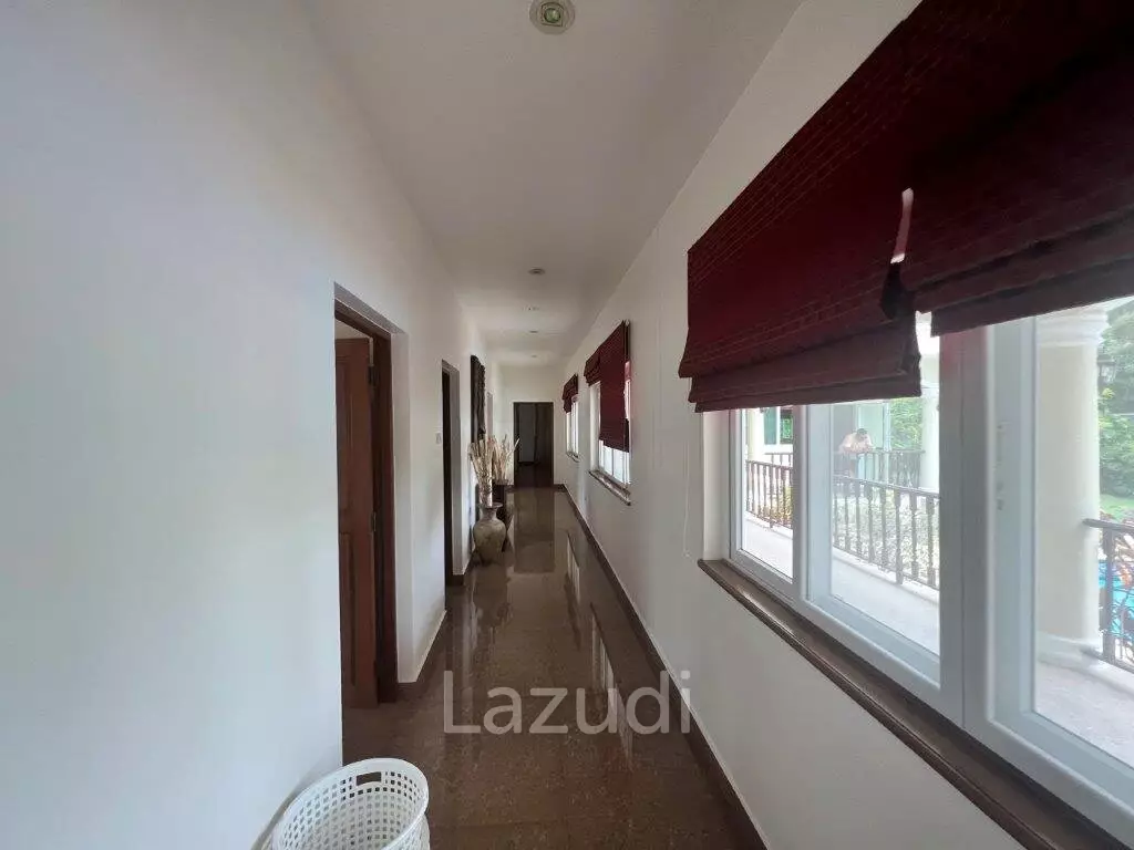 STUART PARK : Great Design 4 Bed Pool Villa