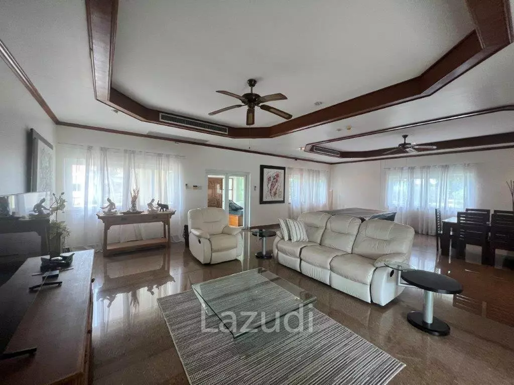 STUART PARK : Great Design 4 Bed Pool Villa