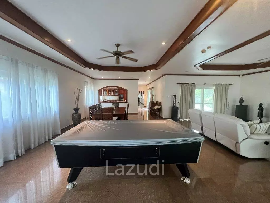 STUART PARK : Great Design 4 Bed Pool Villa