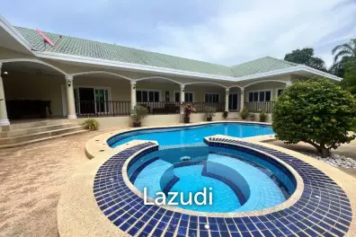 STUART PARK : Great Design 4 Bed Pool Villa