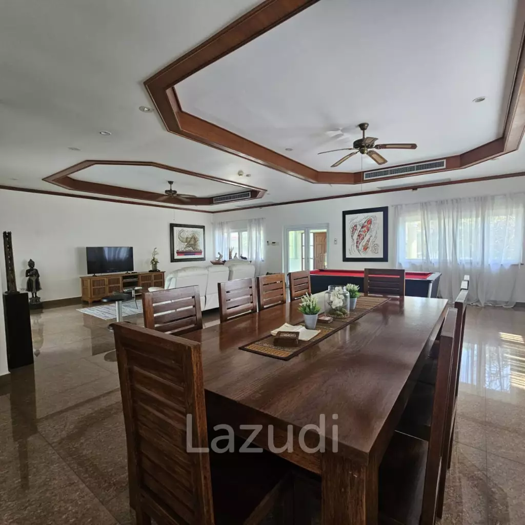 STUART PARK : Great Design 4 Bed Pool Villa
