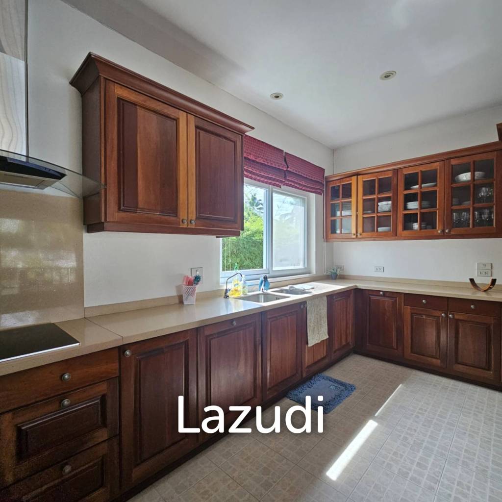 1,377 m² 4 Chambre 5 Salle de bain Villa Pour Vente