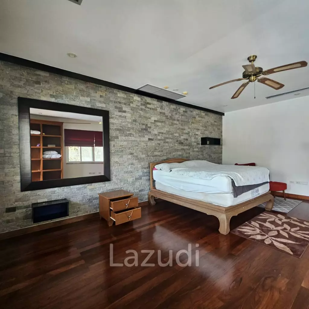 STUART PARK : Great Design 4 Bed Pool Villa
