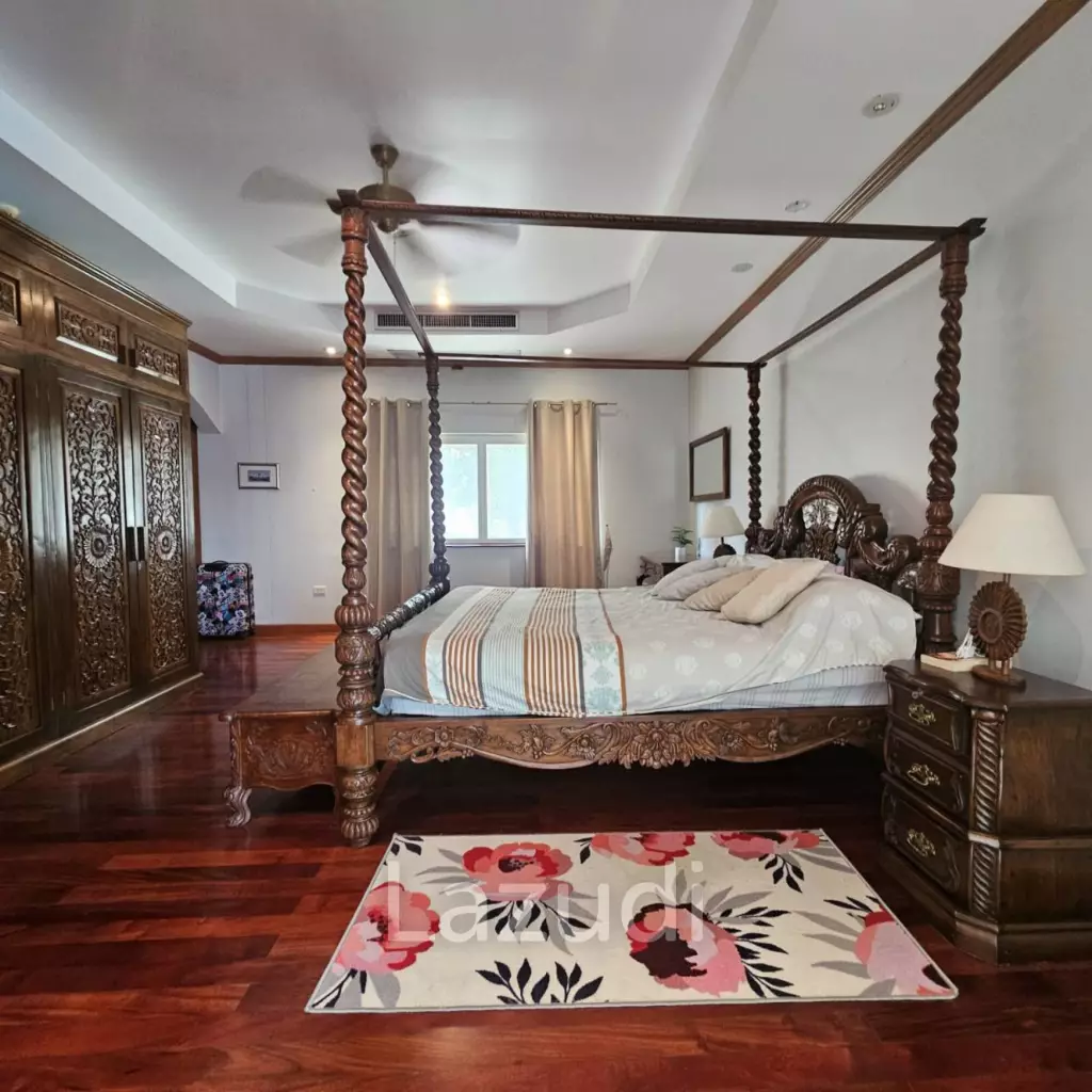 STUART PARK : Great Design 4 Bed Pool Villa