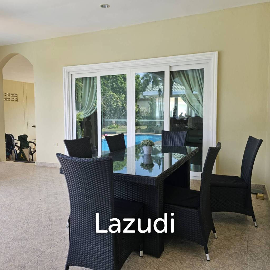 1,377 m² 4 Chambre 5 Salle de bain Villa Pour Vente