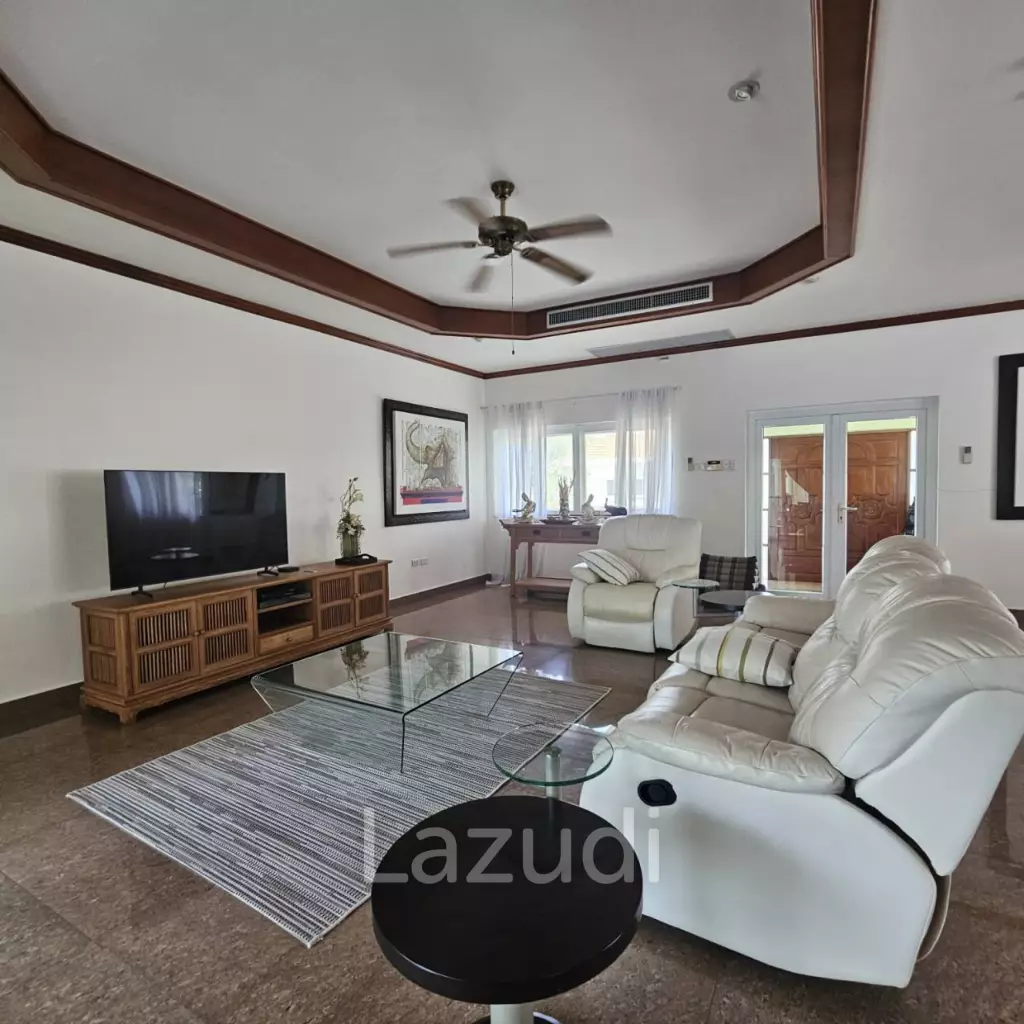 STUART PARK : Great Design 4 Bed Pool Villa