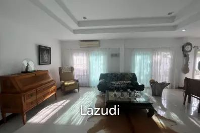 EDEN GARDEN : 5 bed with partial sea view