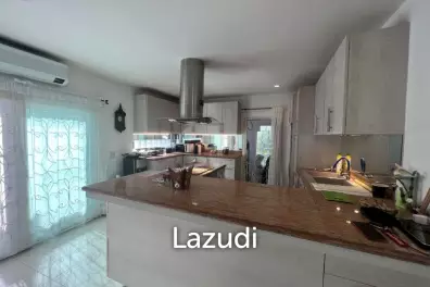 EDEN GARDEN : 5 bed with partial sea view