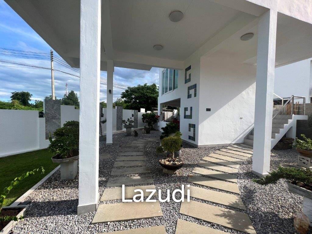 800 Sqm 5 Bed 4 Bath Villa For Sale