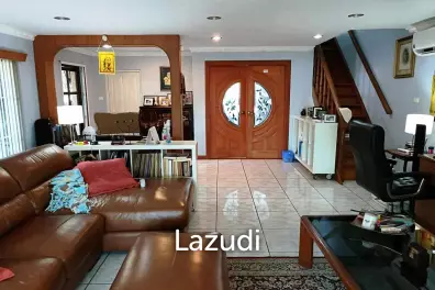 3 Beds 2 Baths 280 SQ.M. Coconut Valley Village