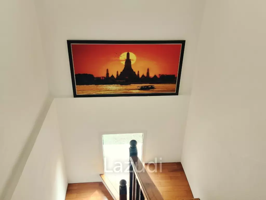 Elegant Pool Villa:  4 bedrooms villa on Soi 88