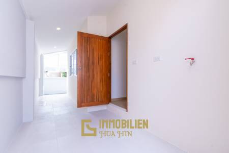 Modern 3 bed pool villa Soi 102, close to downtown