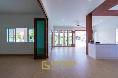 Modern 3 bed pool villa Soi 102, close to downtown