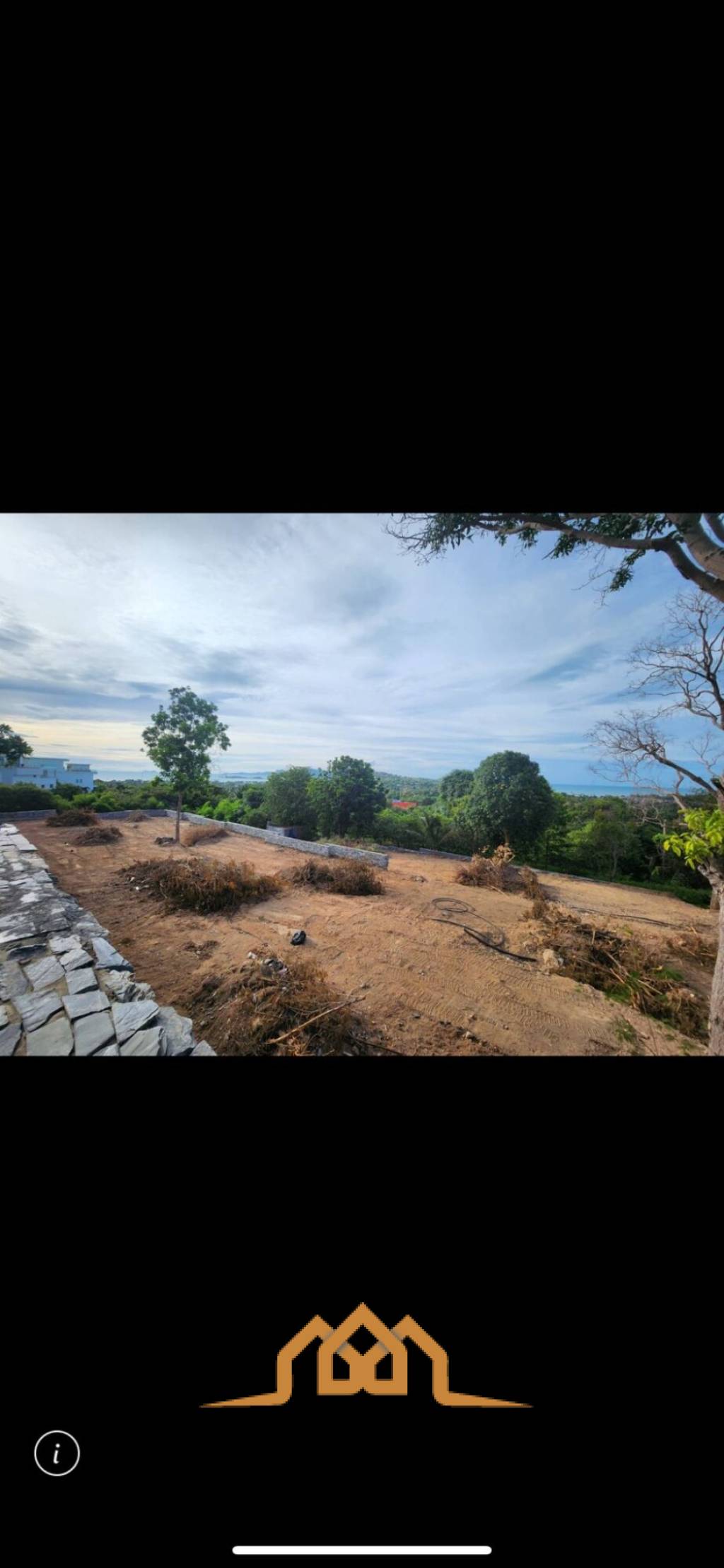 1.35 rai seaview land in Plai laem