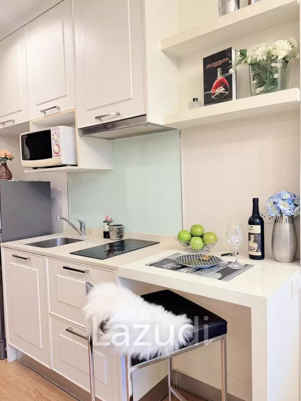 1 Bed 1 Bath 30 SQ.M Q house Condo Sukhumvit 79