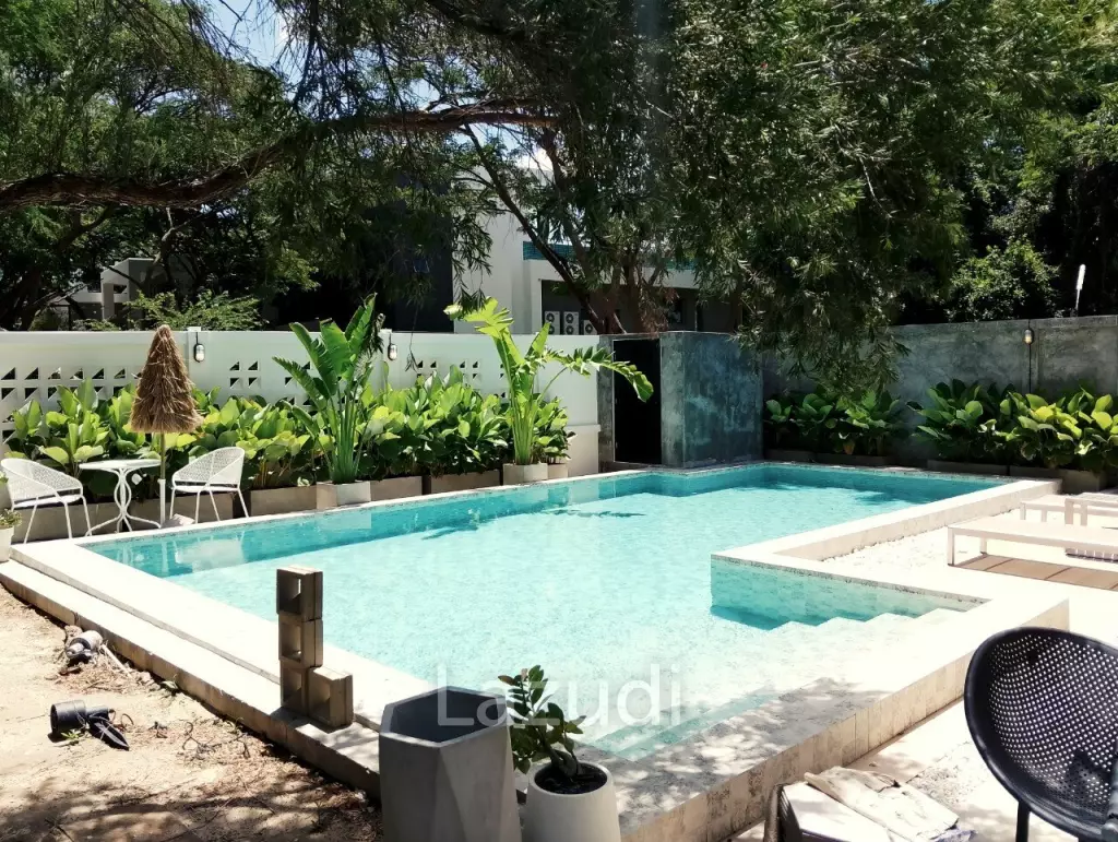 3 Bedroom 3 bathroom Pool Villa close to the beach