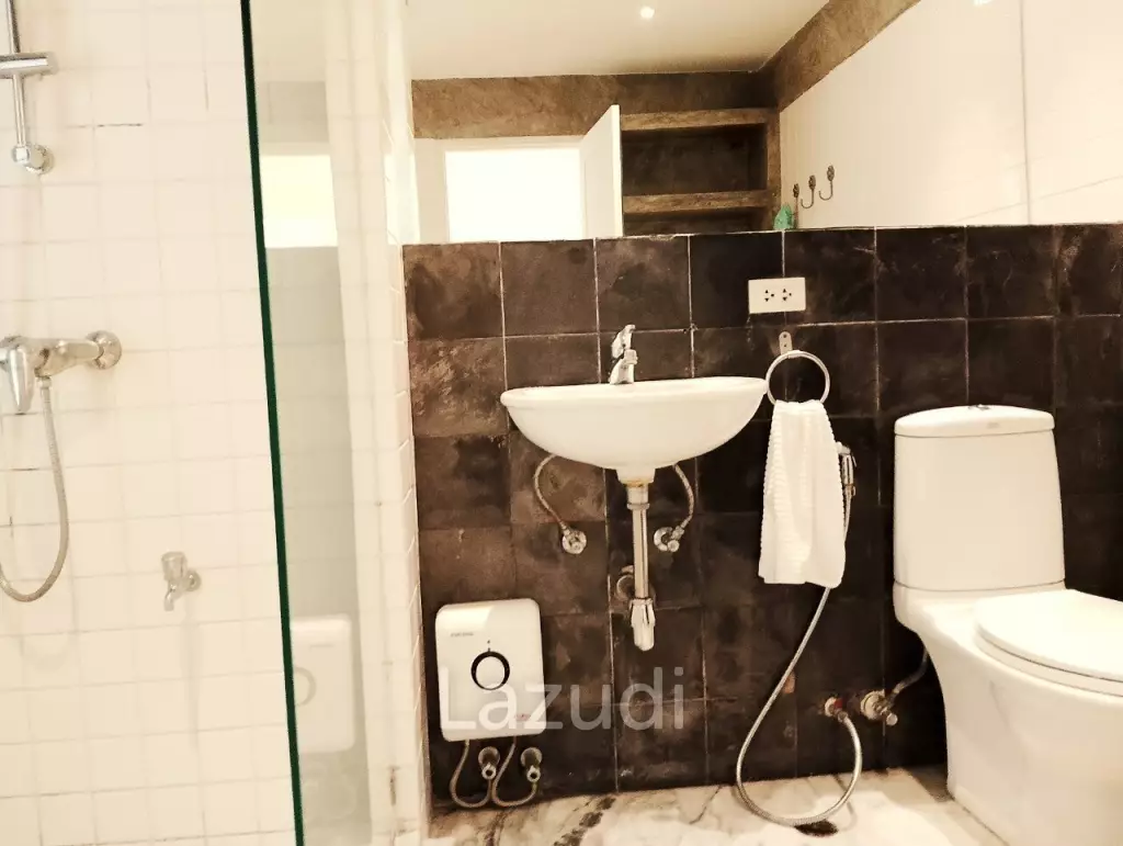 3 Bedroom 3 bathroom Pool Villa close to the beach
