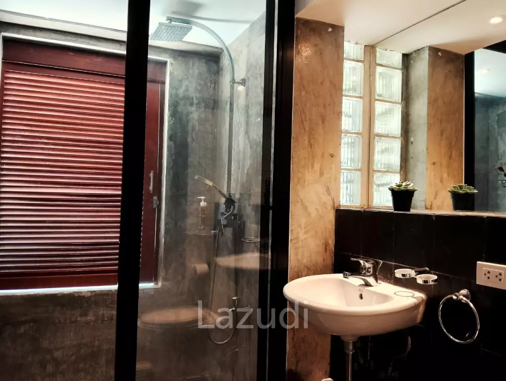 3 Bedroom 3 bathroom Pool Villa close to the beach