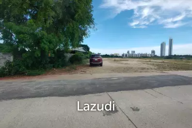 9 Rai 44 SQ.W. (14,576 SQ.M.) Land in Jomtien