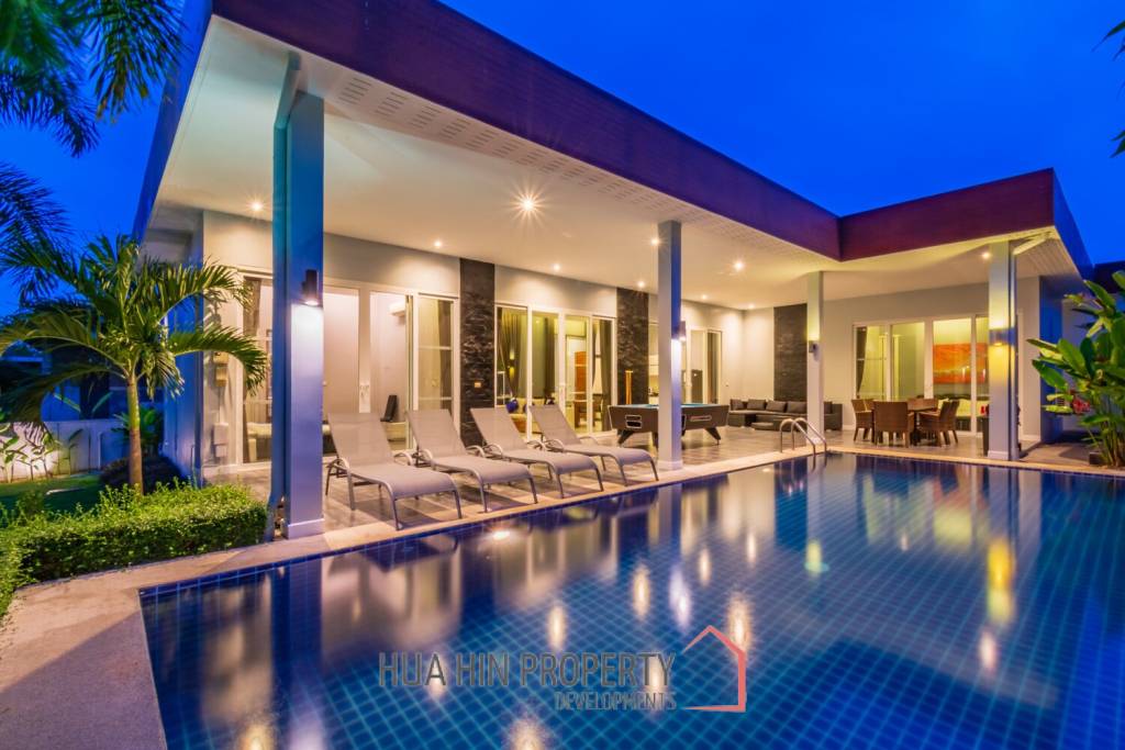 Black Lotus 4 Bedroom Pool Villa with Guesthouse