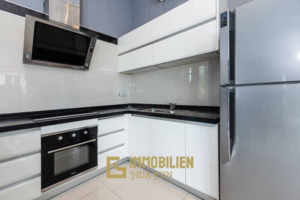 690 metro cuadrado 4 ` 4 Baño Villa de Venta