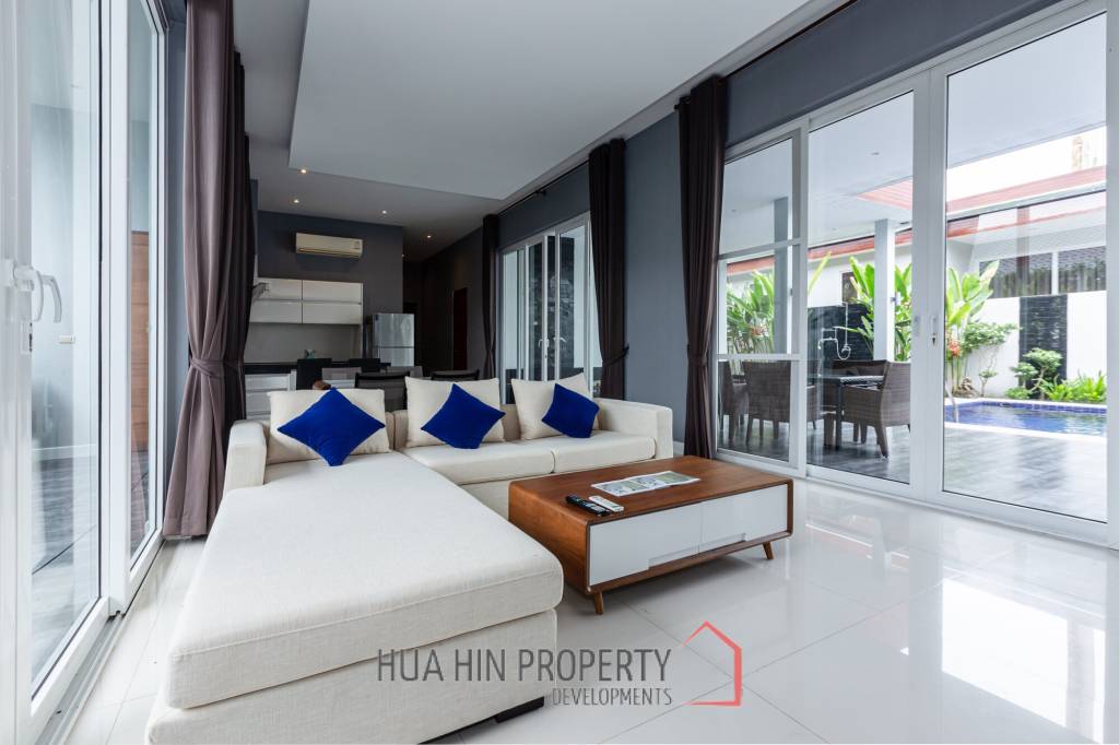 Black Lotus 4 Bedroom Pool Villa with Guesthouse