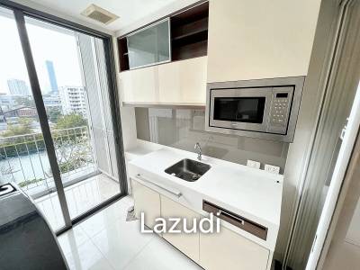 1 Bed 1 Bath 45 SQ.M The Room Sukhumvit 62