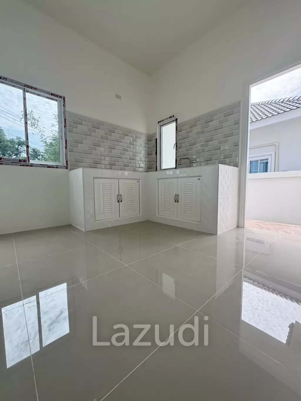 3 Bedrooms Detached House For Sake in Doi Saken