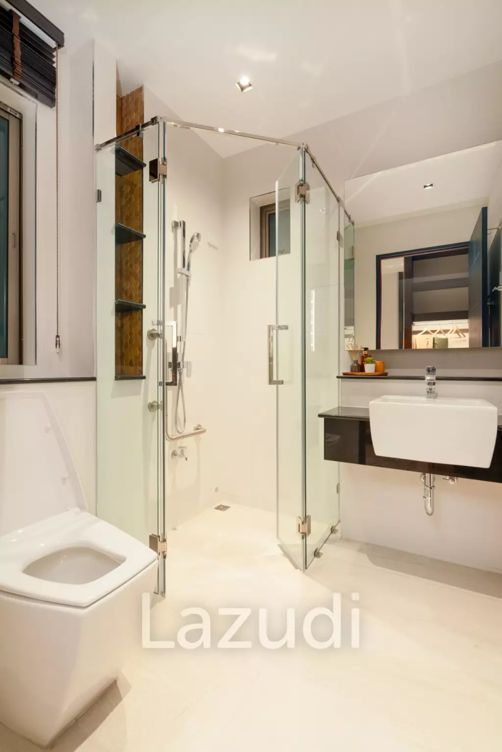 5 Bed 6 Bath 393 SQ.M Perfect Masterpiece Ramkhamhaeng