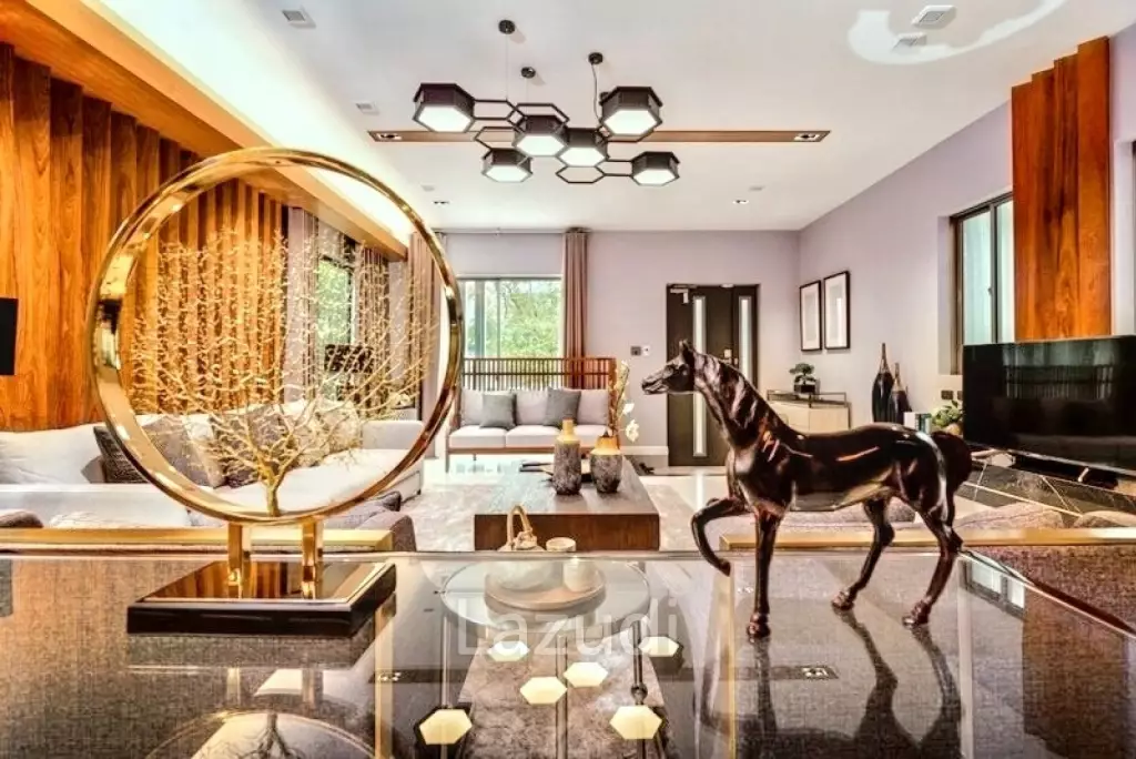 5 Bed 6 Bath 393 SQ.M Perfect Masterpiece Ramkhamhaeng