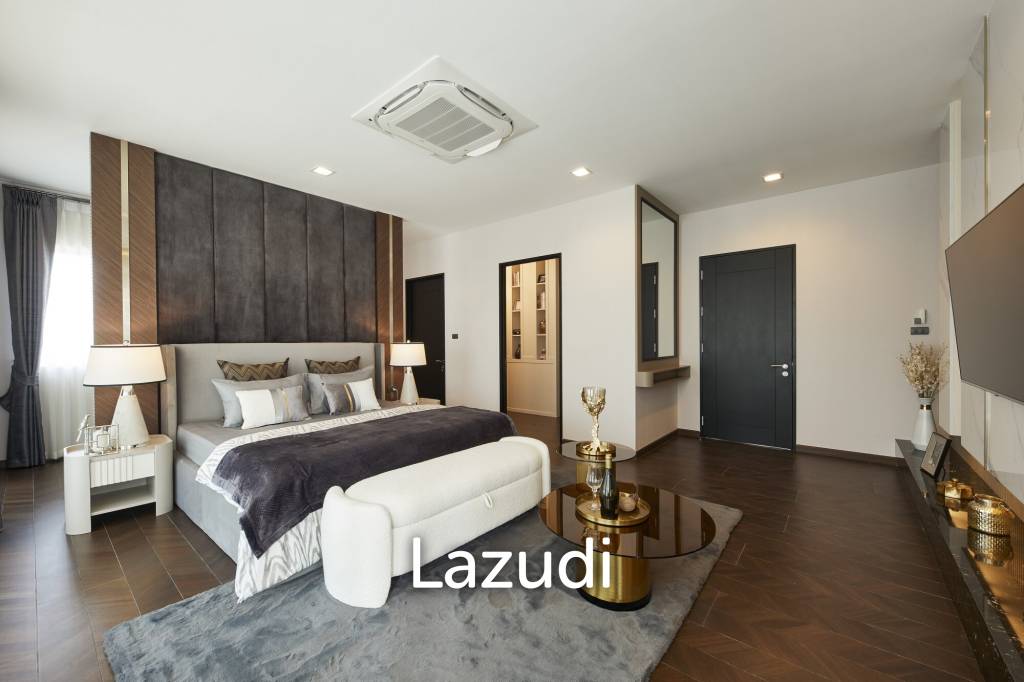 4 Bed 5 Bath 540 SQ.M Perfect Masterpiece Sukhumvit 77