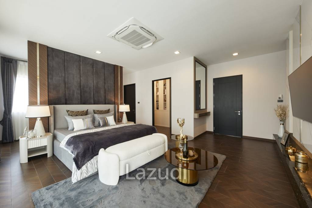 4 Bed 5 Bath 540 SQ.M Perfect Masterpiece Sukhumvit 77