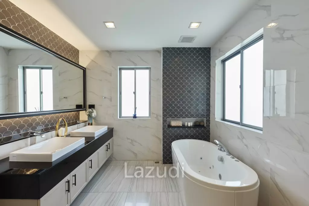 5 Bed 6 Bath 767 SQ.M Perfect Masterpiece Sukhumvit 77