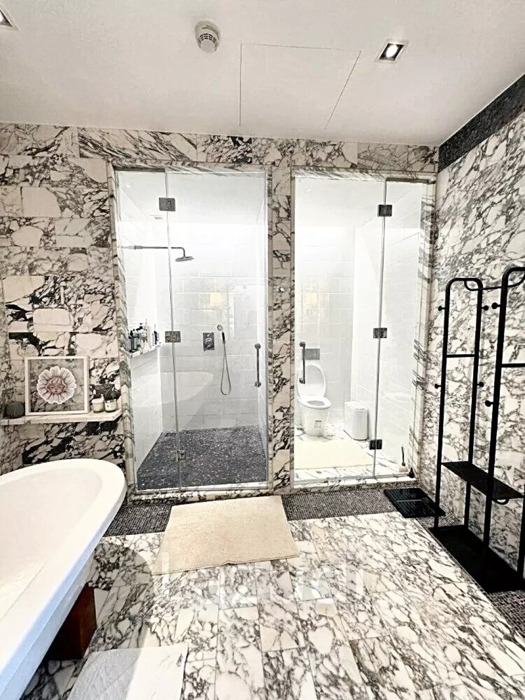 2 Bed 124 SQ.M The Ritz-Carlton Residences Bangkok