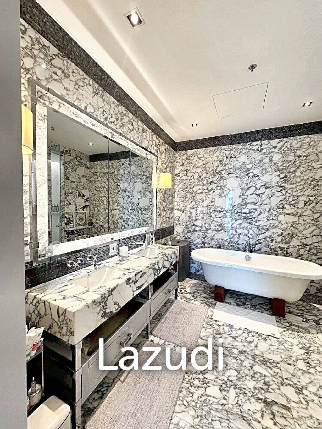 2 Bed 124 SQ.M The Ritz-Carlton Residences Bangkok