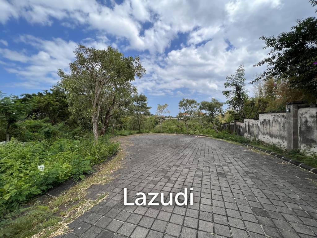 PRIME FREEHOLD LAND WITH SPECTACULAR GOLF COURSE VIEWS