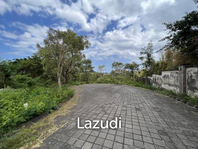 PRIME FREEHOLD LAND WITH SPECTACULAR GOLF COURSE VIEWS