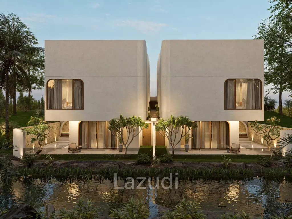 CONTEMPORARY VILLA WITH ROOFTOP RIVER VIEWS IN BATU BOLONG, CANGGU