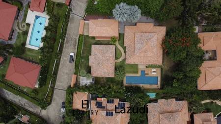 White Lotus 2 : 5 Bedroom, Balinese Style, Luxury Pool Villa close to Hua Hin Town