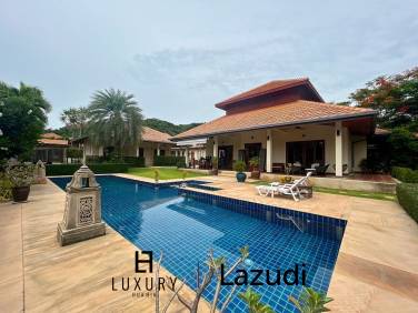 White Lotus 2 : 5 Bedroom, Balinese Style, Luxury Pool Villa close to Hua Hin Town