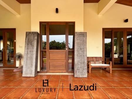 White Lotus 2 : 5 Bedroom, Balinese Style, Luxury Pool Villa close to Hua Hin Town