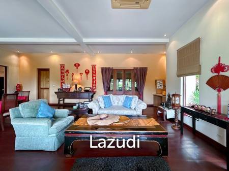 White Lotus 2 : 5 Bedroom, Balinese Style, Luxury Pool Villa close to Hua Hin Town