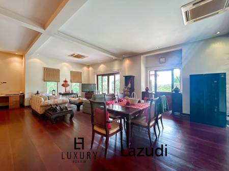 White Lotus 2 : 5 Bedroom, Balinese Style, Luxury Pool Villa close to Hua Hin Town