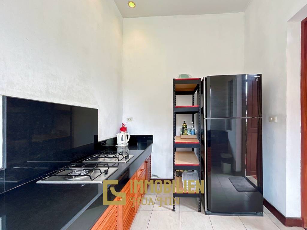 1,736 metro cuadrado 5 ` 5 Baño Villa de Venta