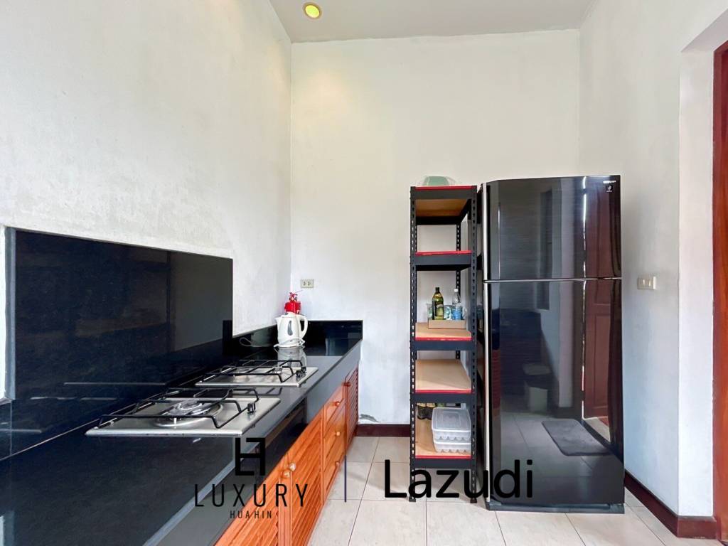 1,736 metro cuadrado 5 ` 5 Baño Villa de Venta