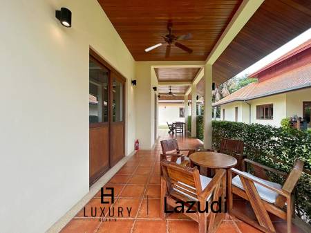 White Lotus 2 : 5 Bedroom, Balinese Style, Luxury Pool Villa close to Hua Hin Town