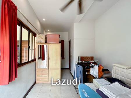 White Lotus 2 : 5 Bedroom, Balinese Style, Luxury Pool Villa close to Hua Hin Town