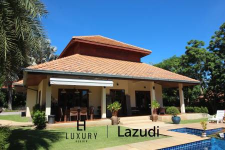 White Lotus 2 : 5 Bedroom, Balinese Style, Luxury Pool Villa close to Hua Hin Town