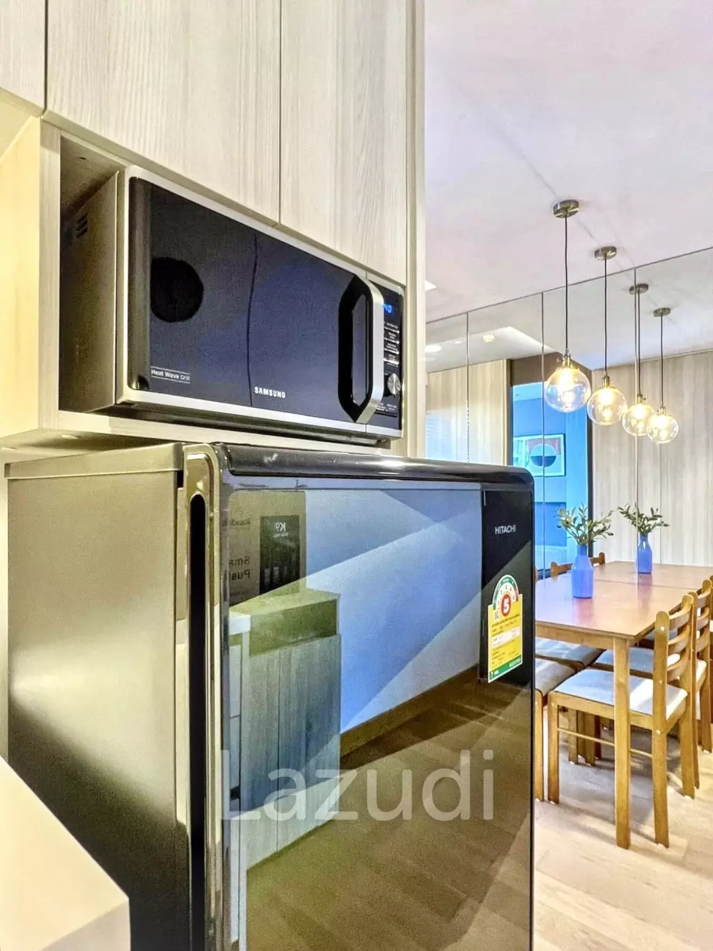 1 Bedroom 1 Bathroom 32 SQ.M The Lumpini24
